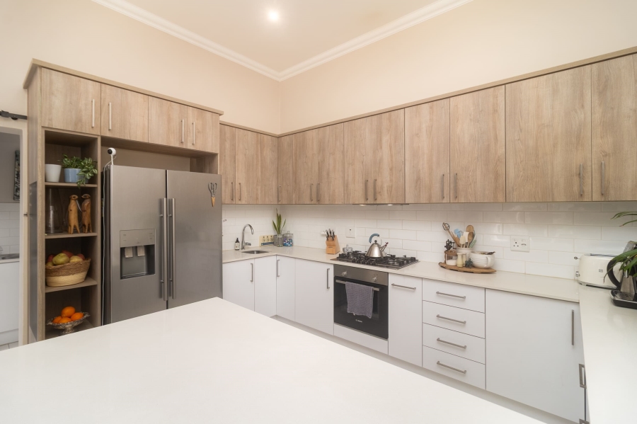 3 Bedroom Property for Sale in Buh Rein Estate Western Cape